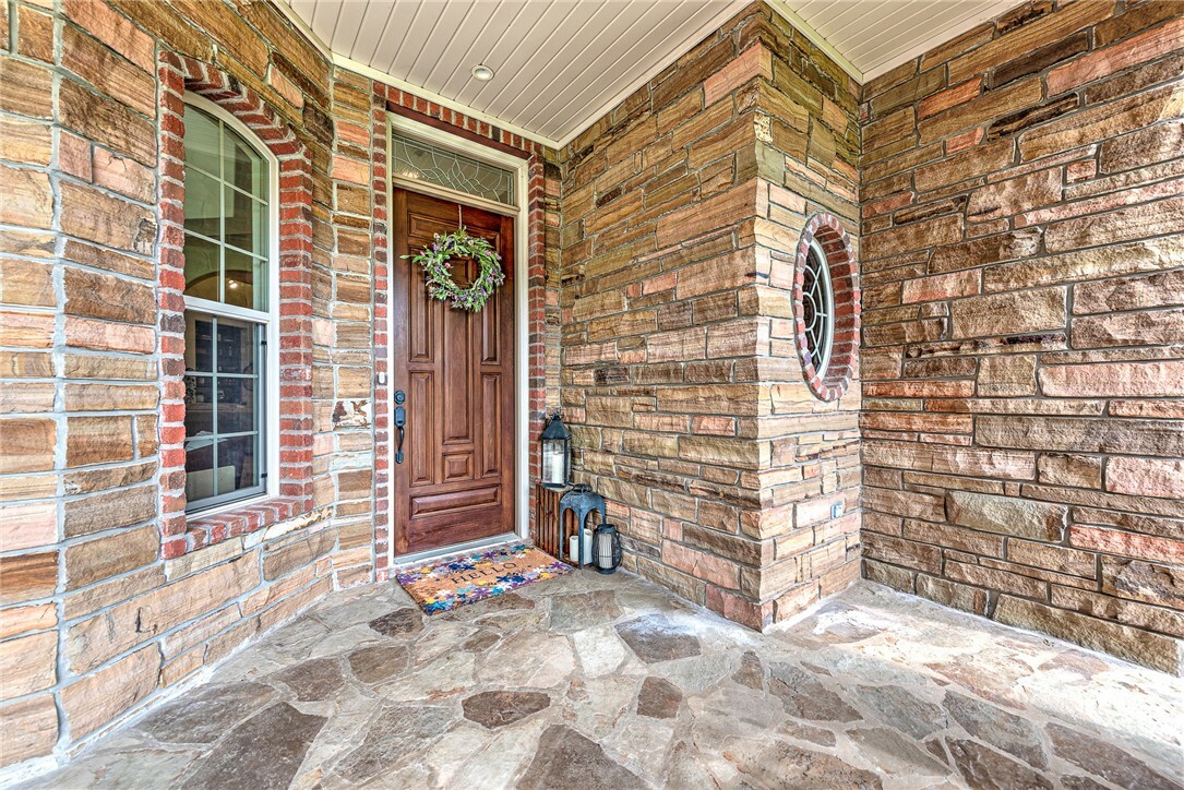 Property Photo: 1614 Lafite Lane AR 72703
