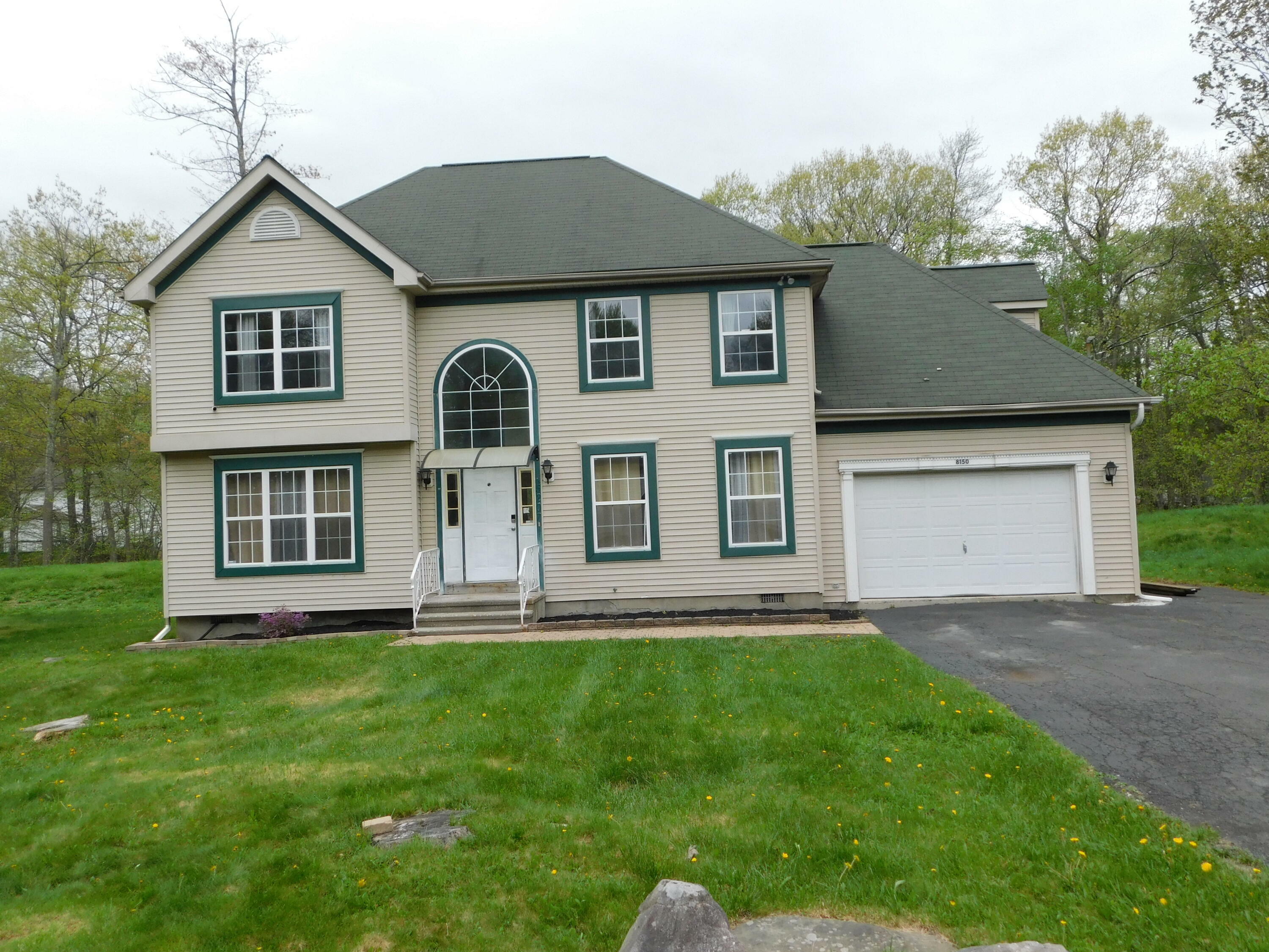 Property Photo: 8150 Mayfair Road PA 18466