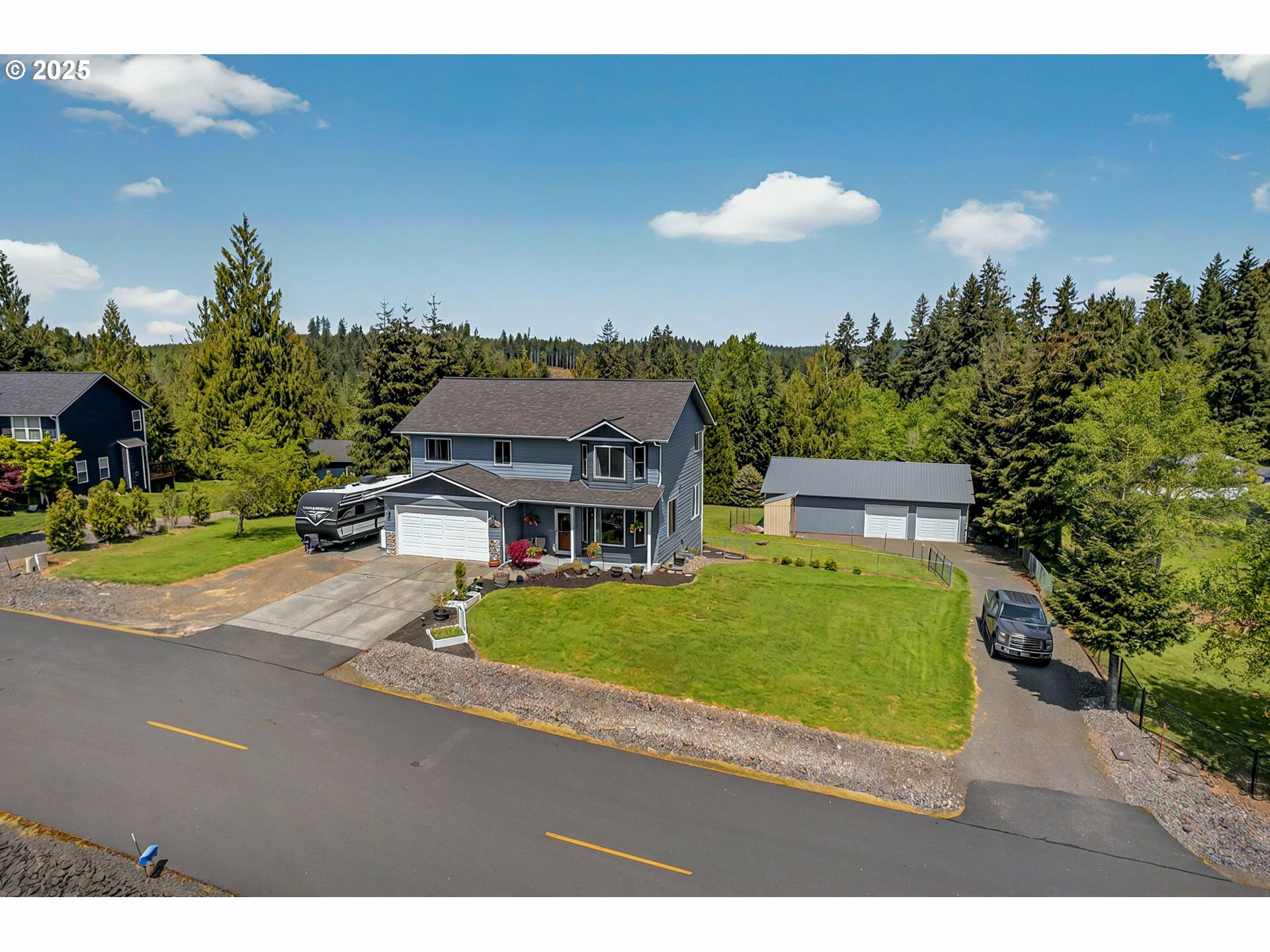 Property Photo: 329 Basswood Dr WA 98645