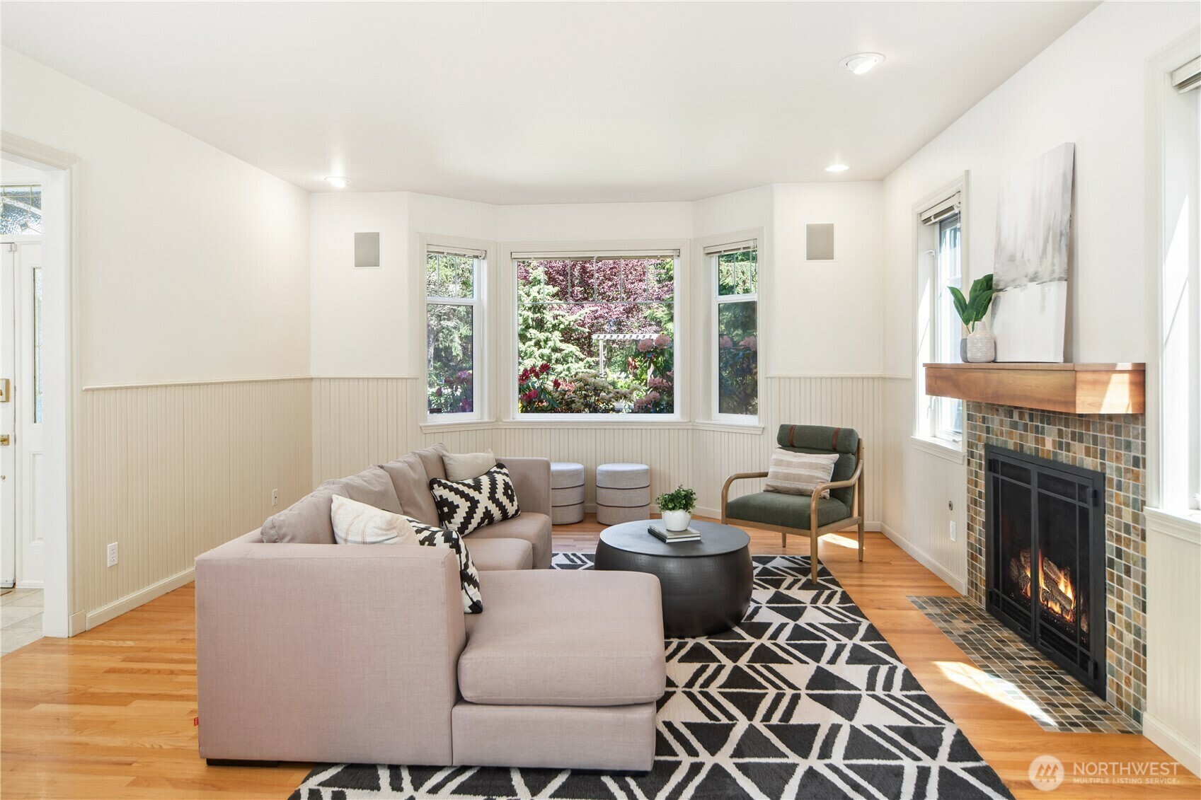 Property Photo: 702 Woodland Drive WA 98368