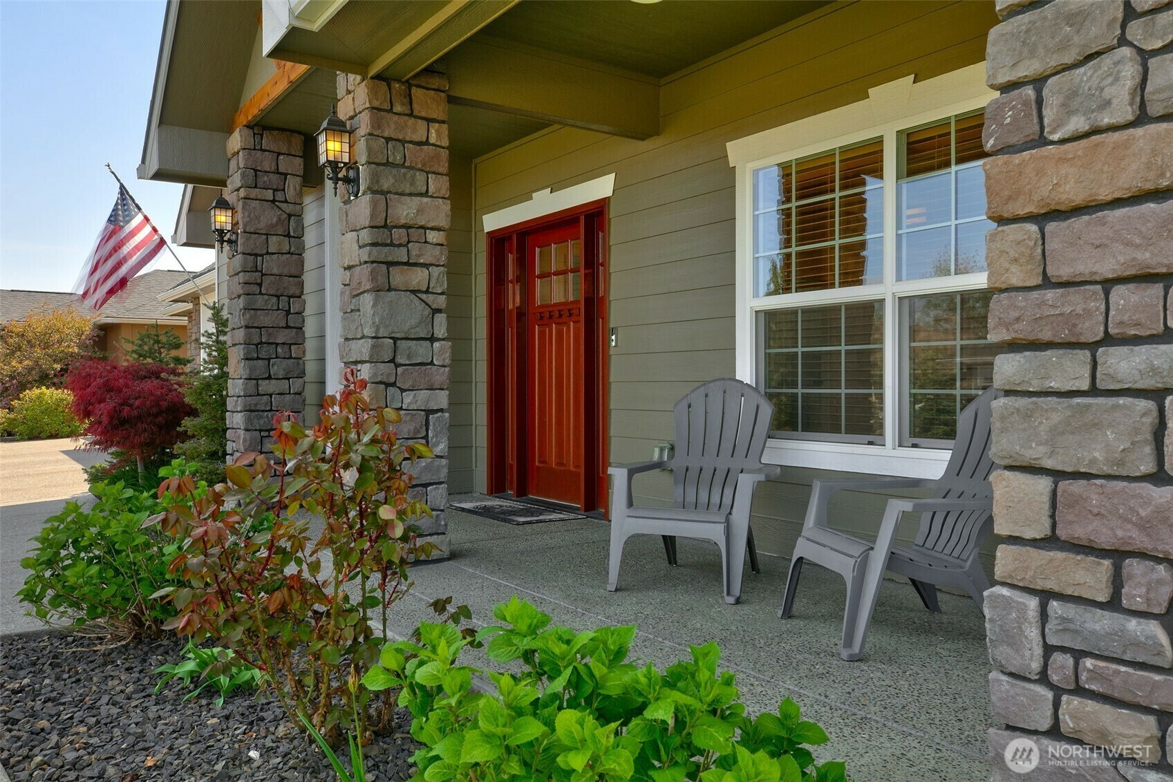 Property Photo: 8840 Braeburn Loop WA 98903