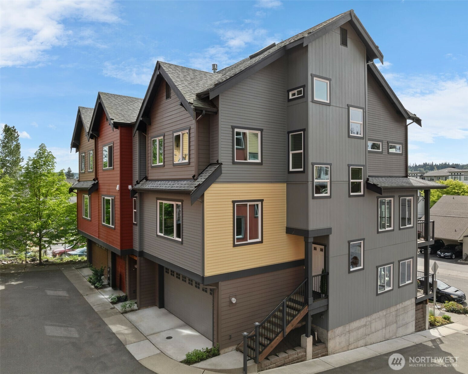 Property Photo: 8394 167th Avenue NE WA 98052