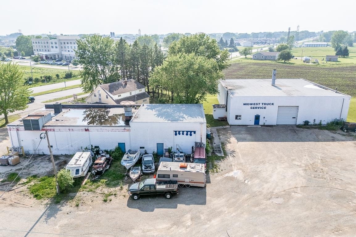 Property Photo: N Casaloma Drive 4 WI 54913-0000