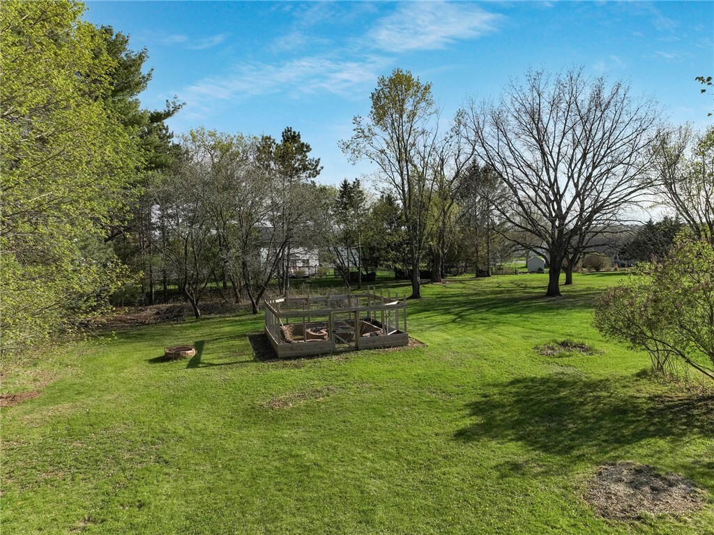Property Photo: 5323 E Hamilton Avenue WI 54701