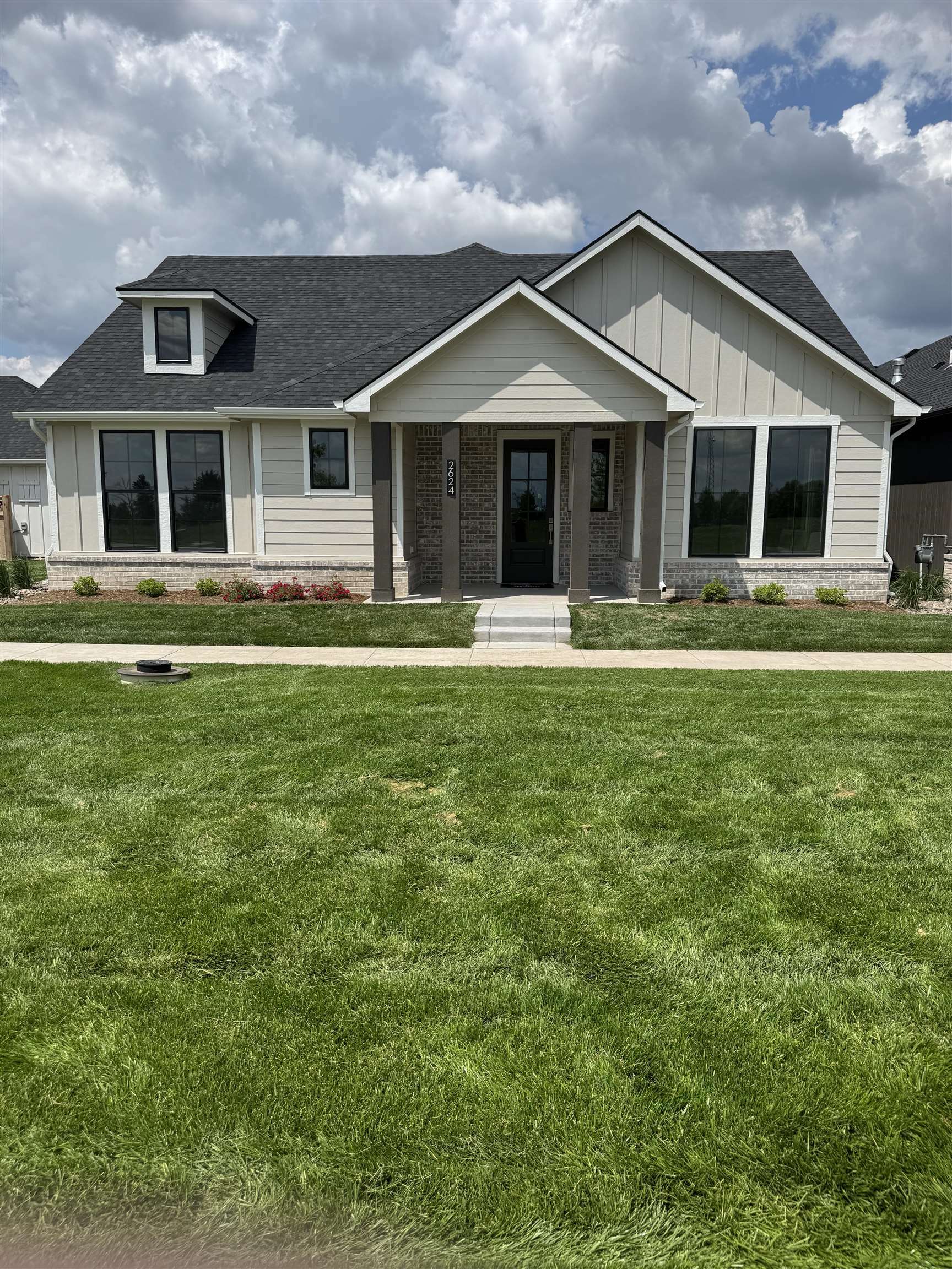 Property Photo: 2624 N Shearwater KS 67204
