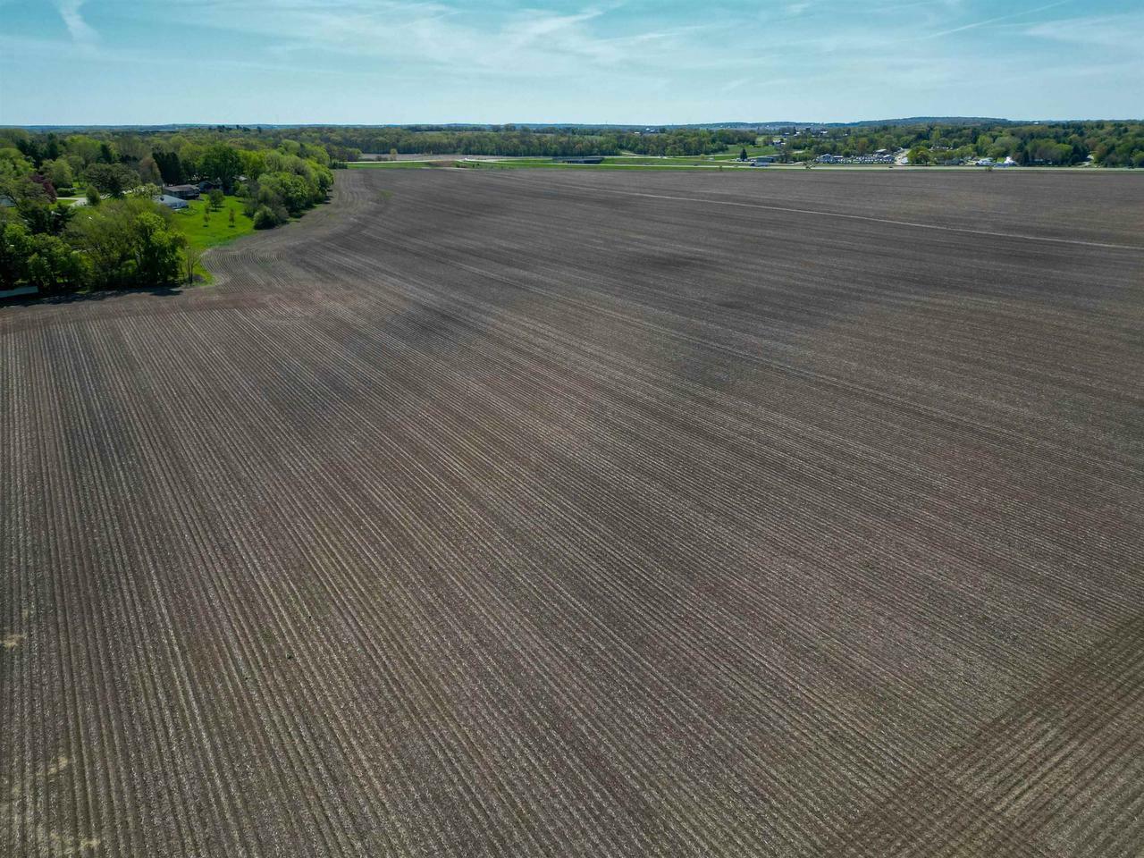 Property Photo: E M-H Townline Road WI 53536