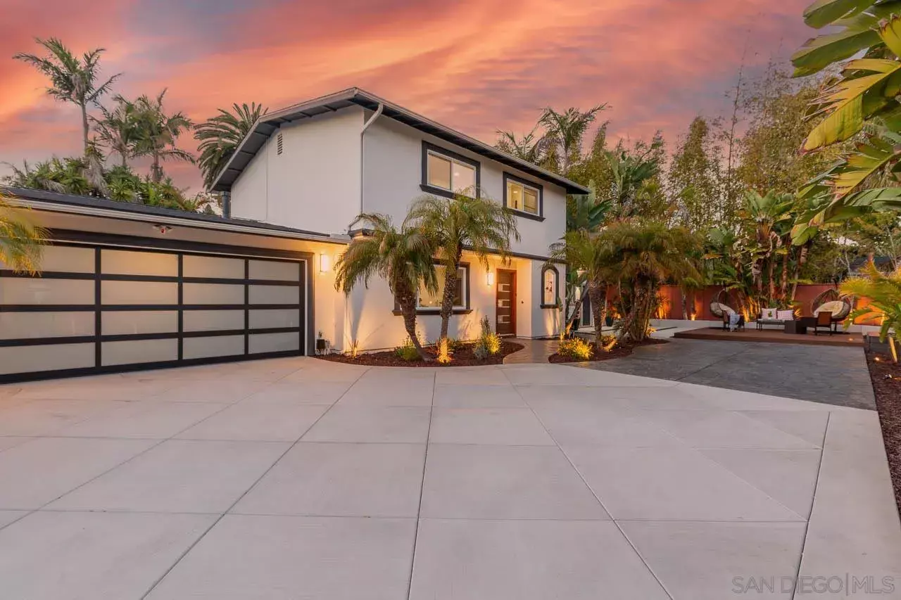 Property Photo: 460 Chinquapin Ave. CA 92008