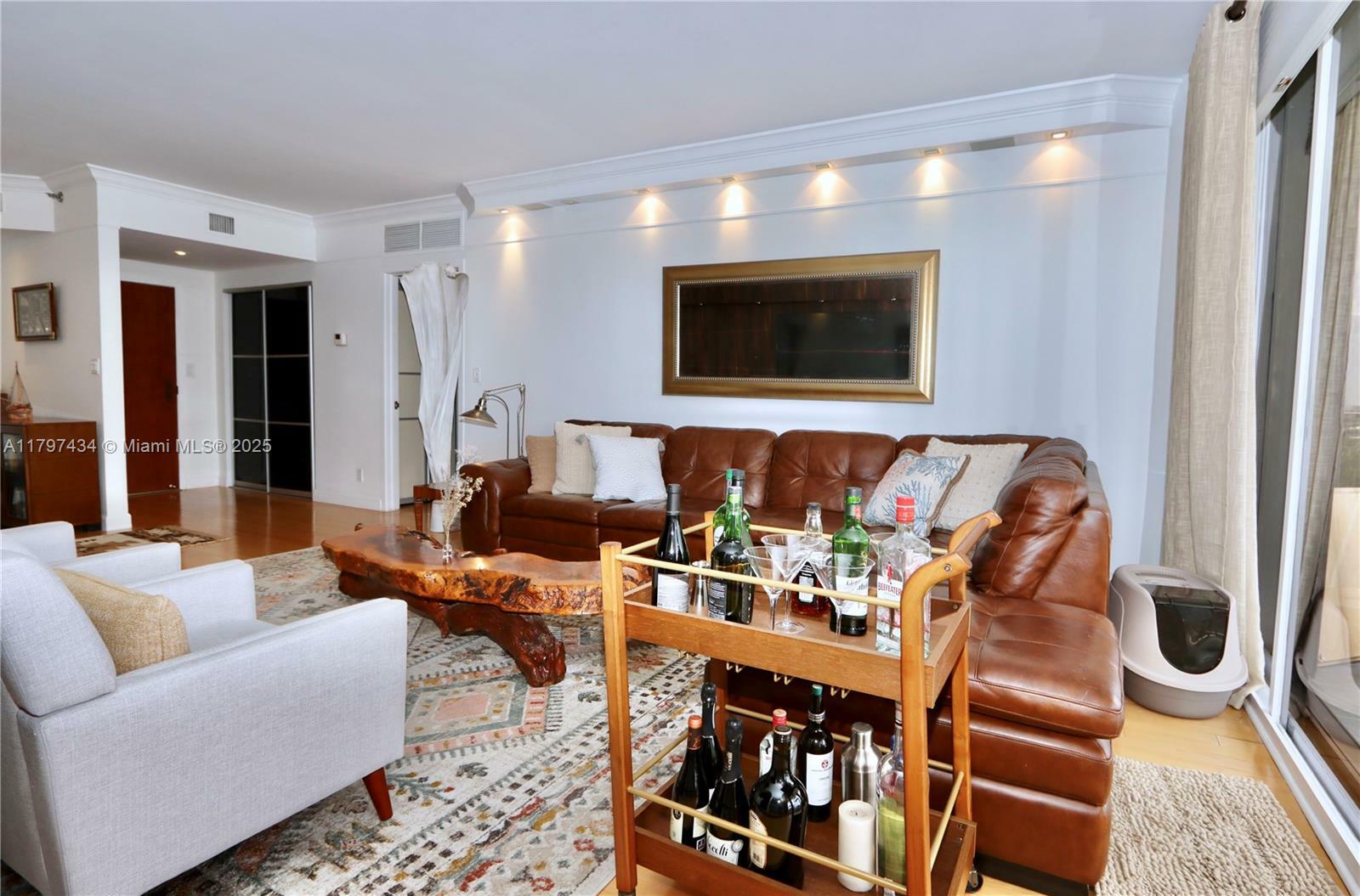 Property Photo: 2800 Island Blvd 703 FL 33160