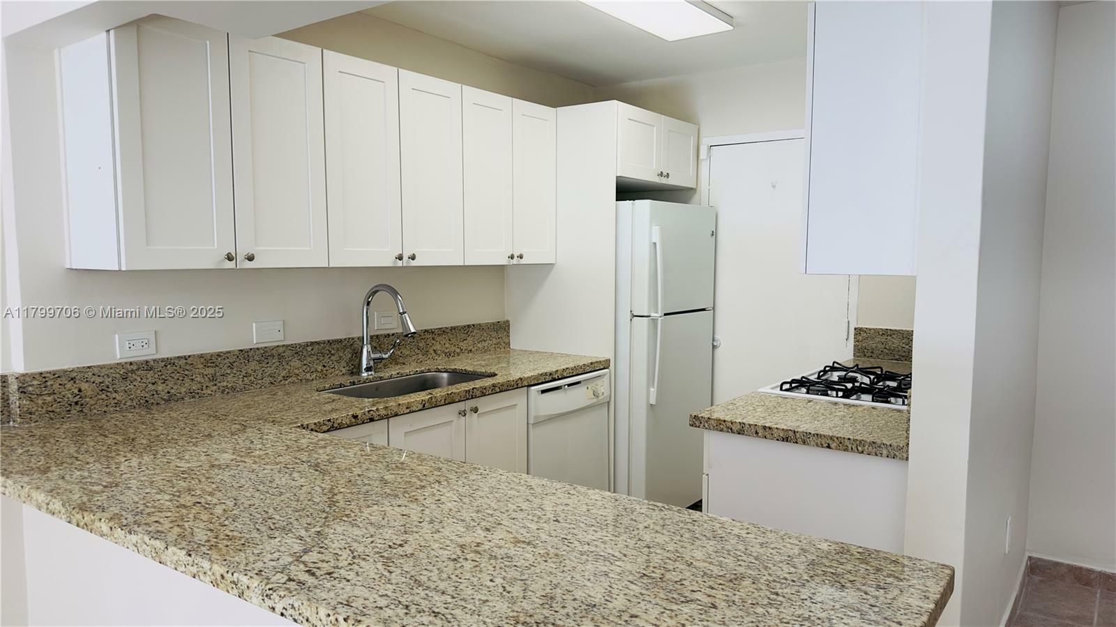 Property Photo:  6900 N Kendall Dr A304  FL 33156 