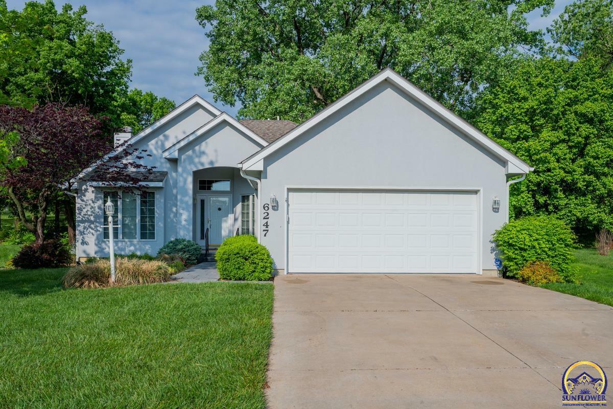 Property Photo: 6247 SW 40th Ct KS 66610