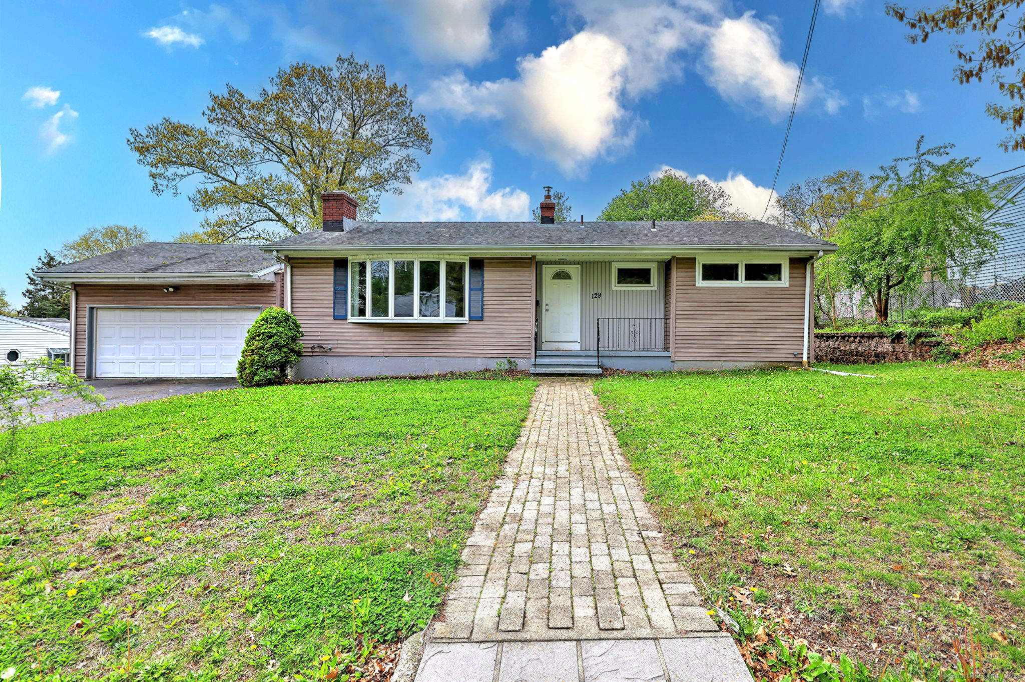 Property Photo: 129 Hall Street CT 06512
