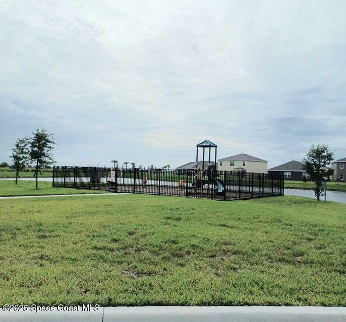 Property Photo: 3726 Aberdeen Drive SE FL 32909