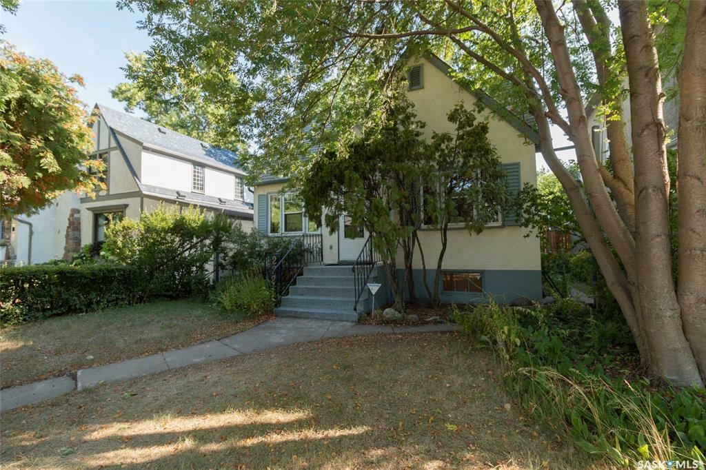 Property Photo: 222 8th Street E SK S7H 0P3