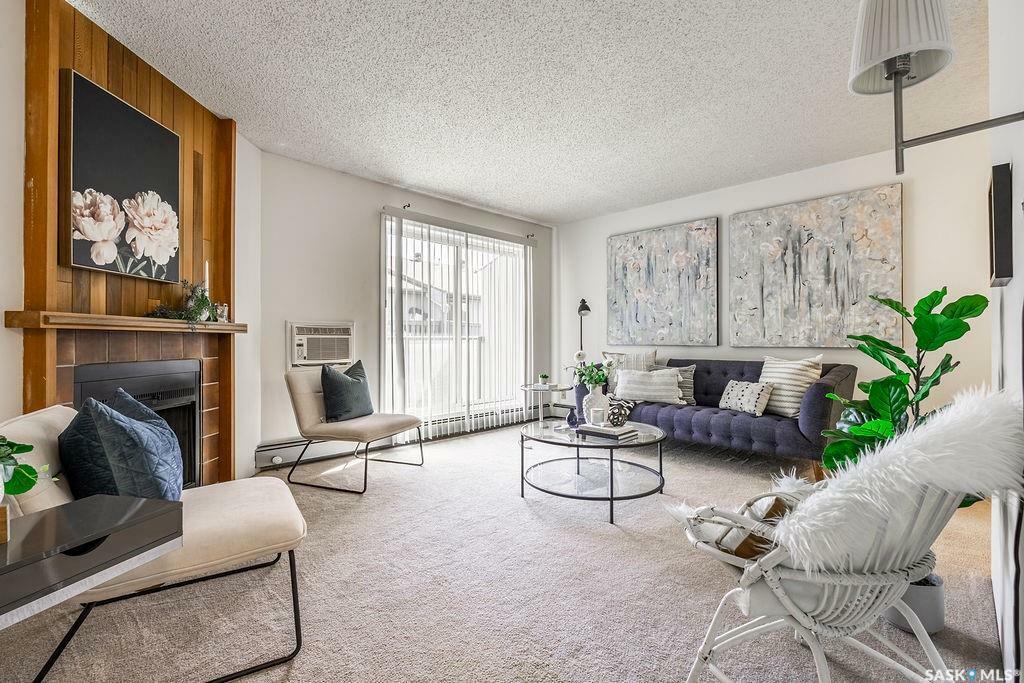 Property Photo: 833 Wollaston Crescent 303 SK S7J 4G1
