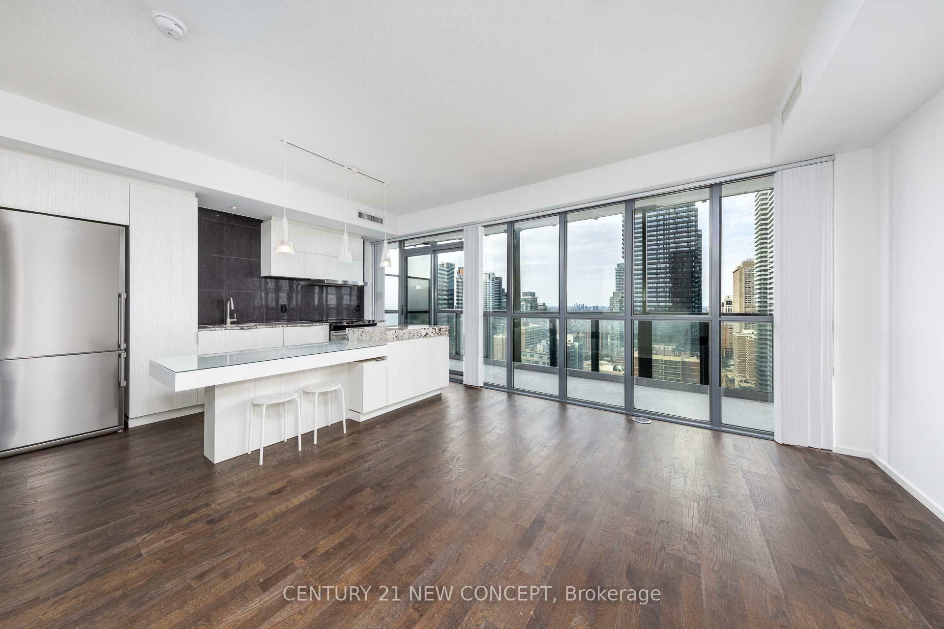 Property Photo: 101 Charles Street E 3005 ON M4Y 0A9