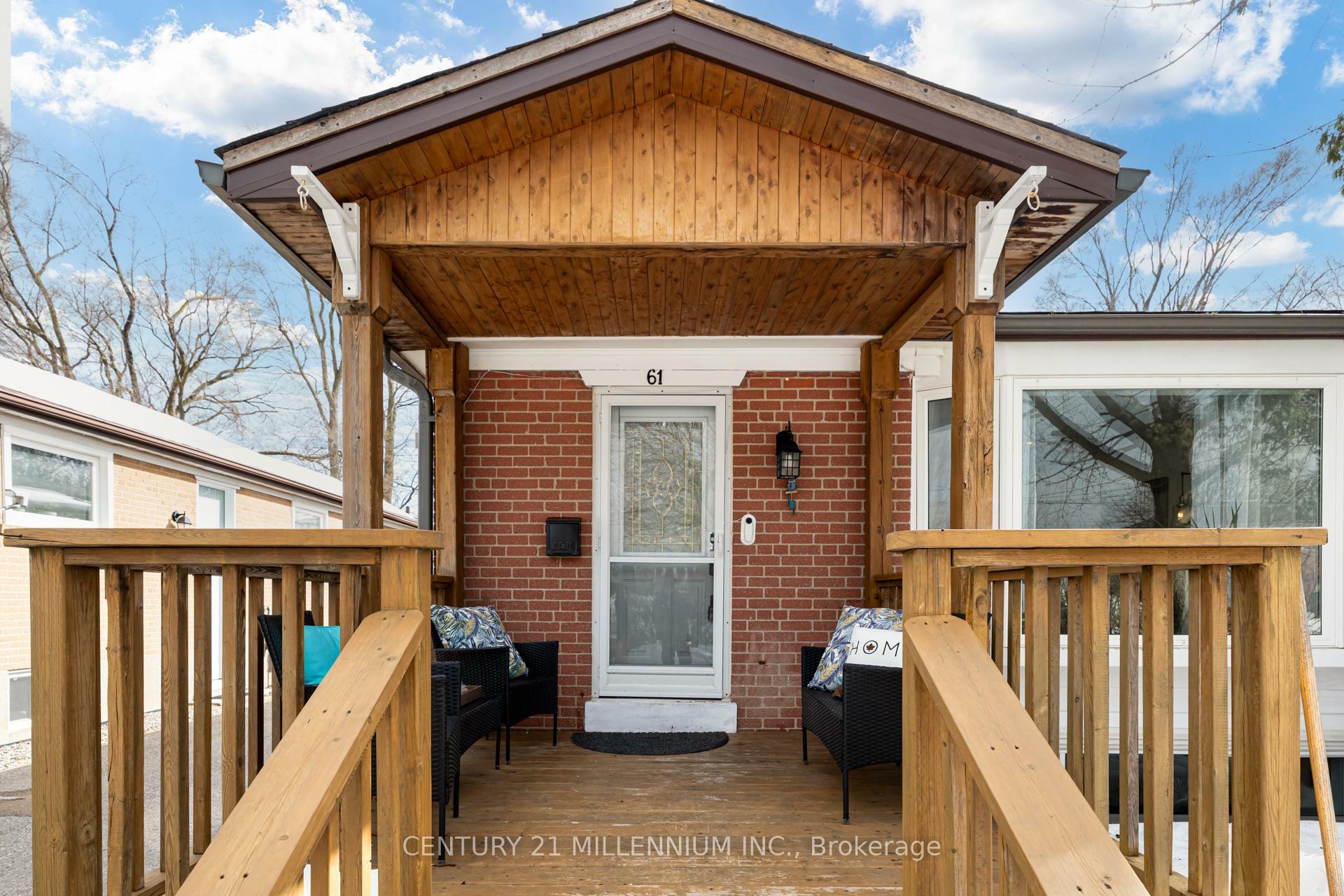 61 Newlands Avenue  Toronto ON M1L 1S1 photo