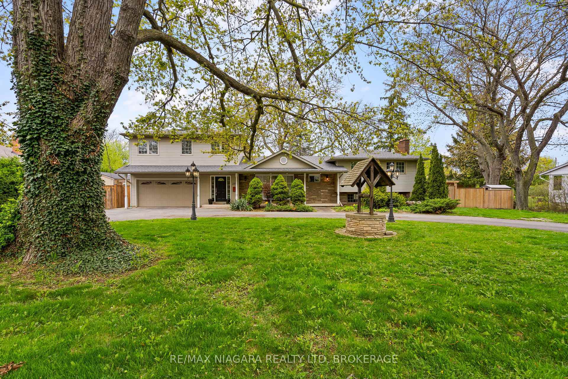 Property Photo:  375 Mississauga Street N  ON L0S 1J0 
