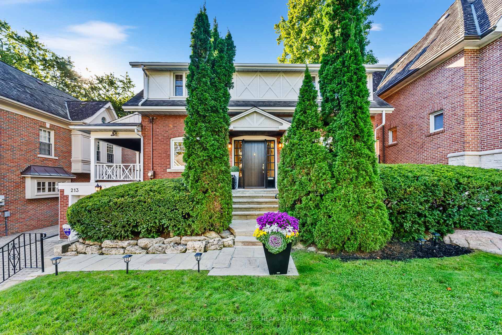 Property Photo: 213 St Leonards Avenue ON M4N 1K8
