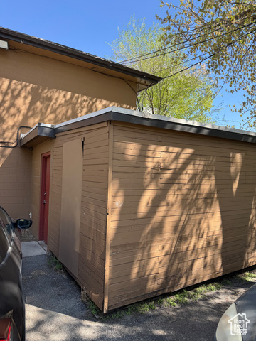 Property Photo: 241 N 800 W UT 84116