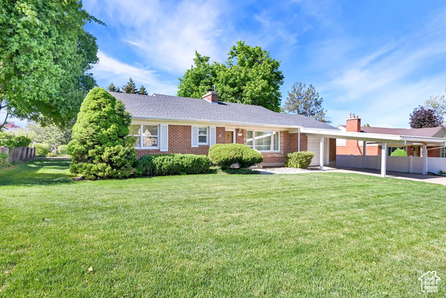 Property Photo: 1375 E 3100 St S UT 84403