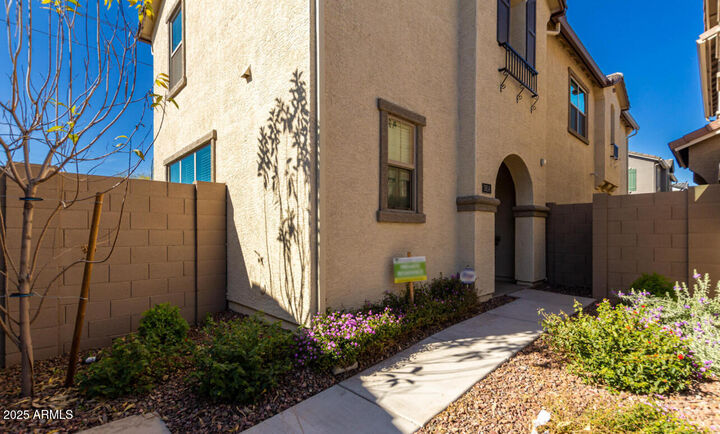 3914 S 58th Lane  Phoenix AZ 85043 photo