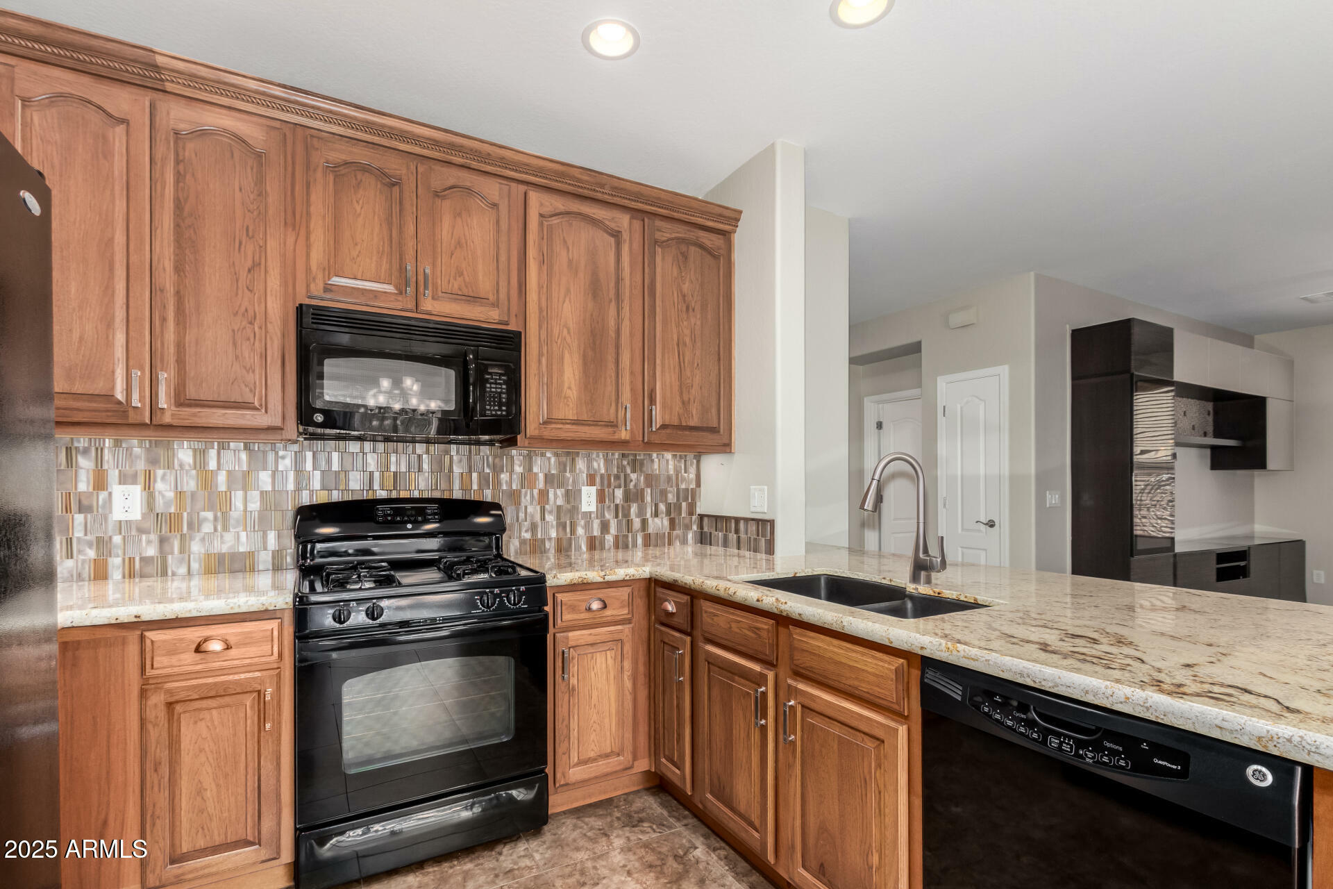Property Photo: 21059 E Pickett Street AZ 85142