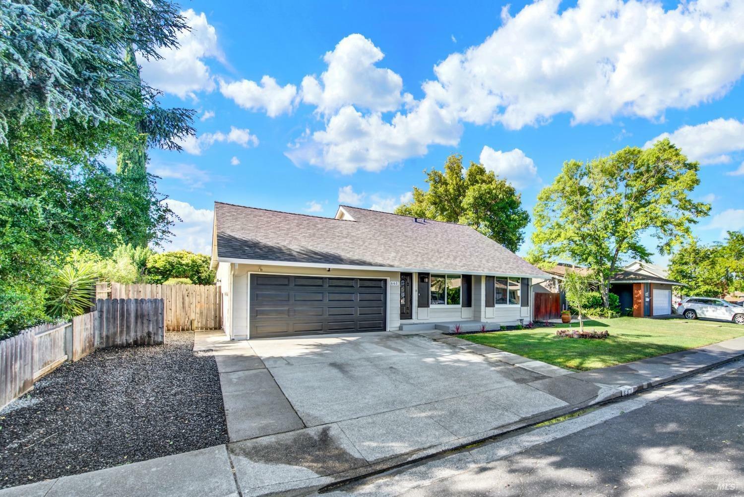 Property Photo: 661 Berkeley Way CA 94533