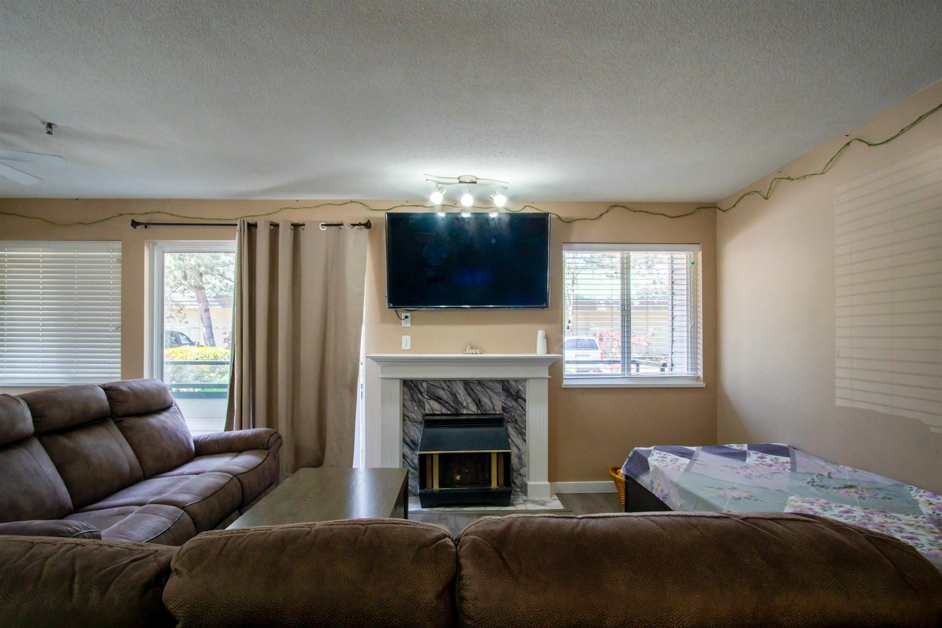Property Photo: 33688 King Road 103 BC V2S 7P9