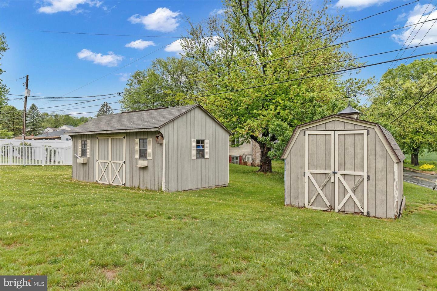 Property Photo:  301 Hillcrest Drive  PA 17070 