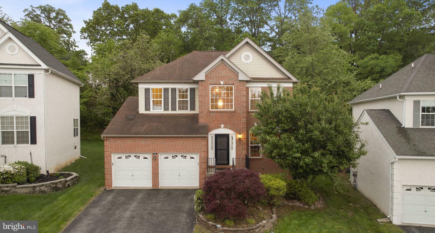 230 Snowberry Way  West Chester PA 19380 photo