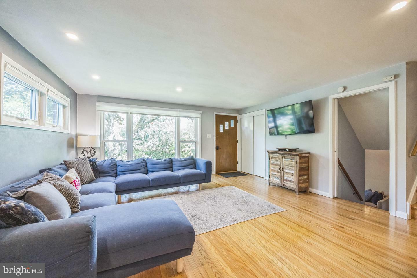Property Photo: 520 Bryn Mawr Avenue PA 19081