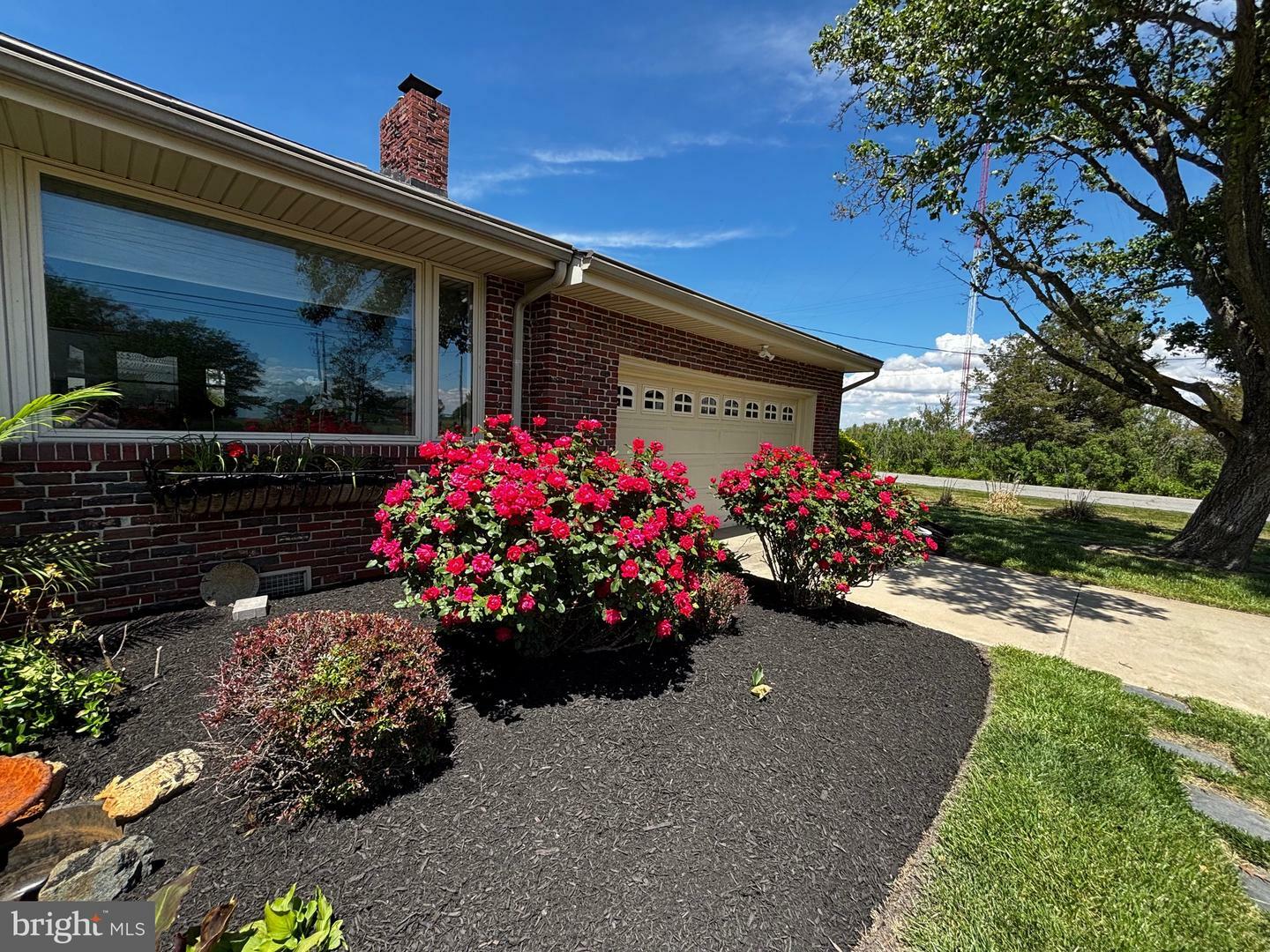 Property Photo: 1 Somerset Avenue MD 21613