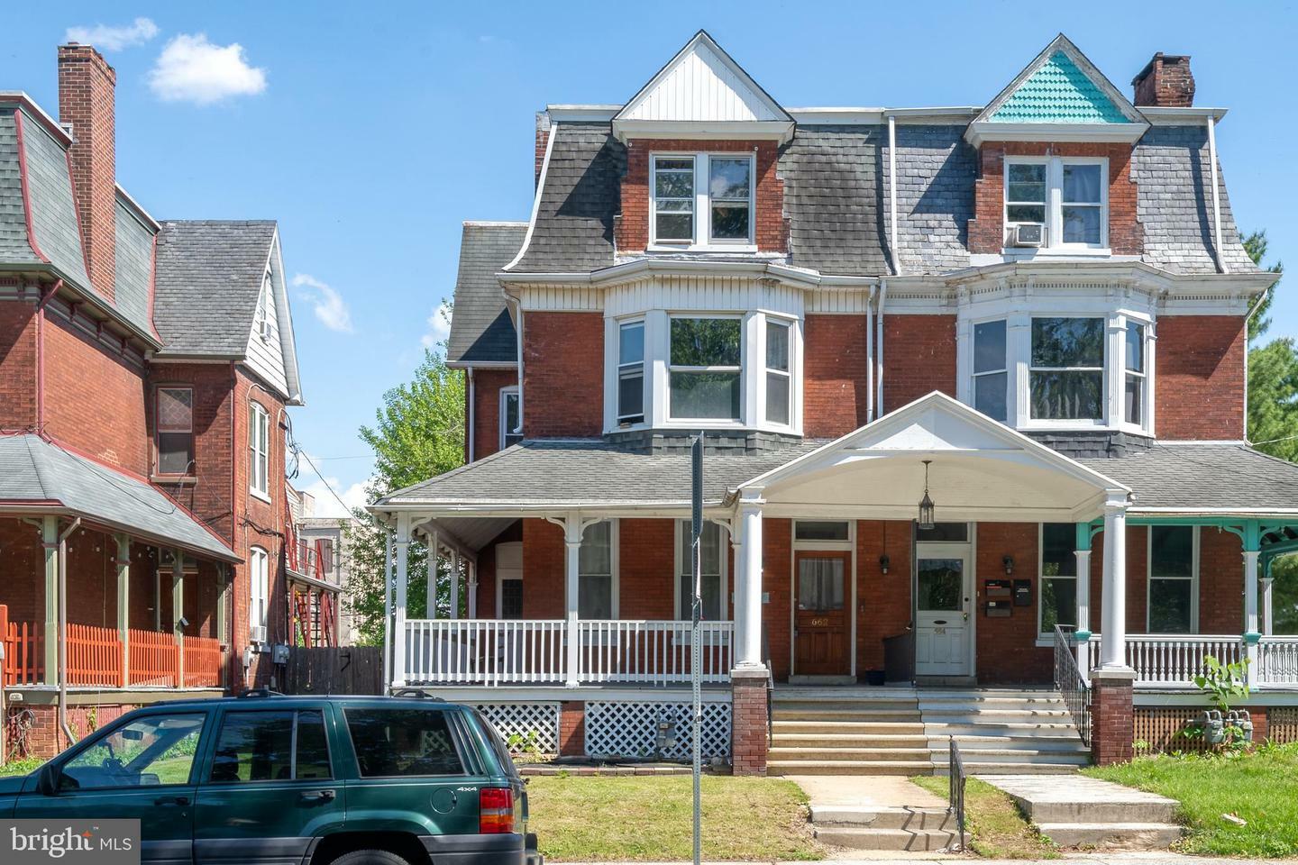 Property Photo: 662 Linden Avenue PA 17404
