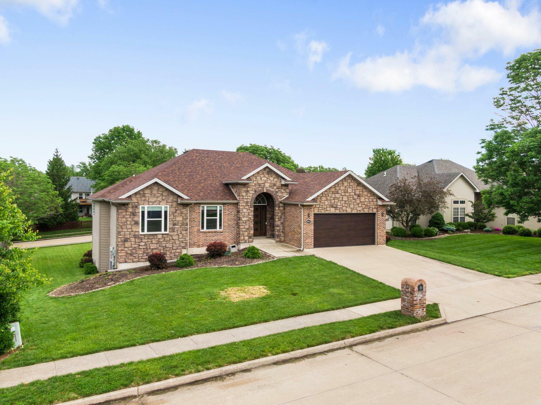 Property Photo: 4005 Brentwood Dr MO 65203