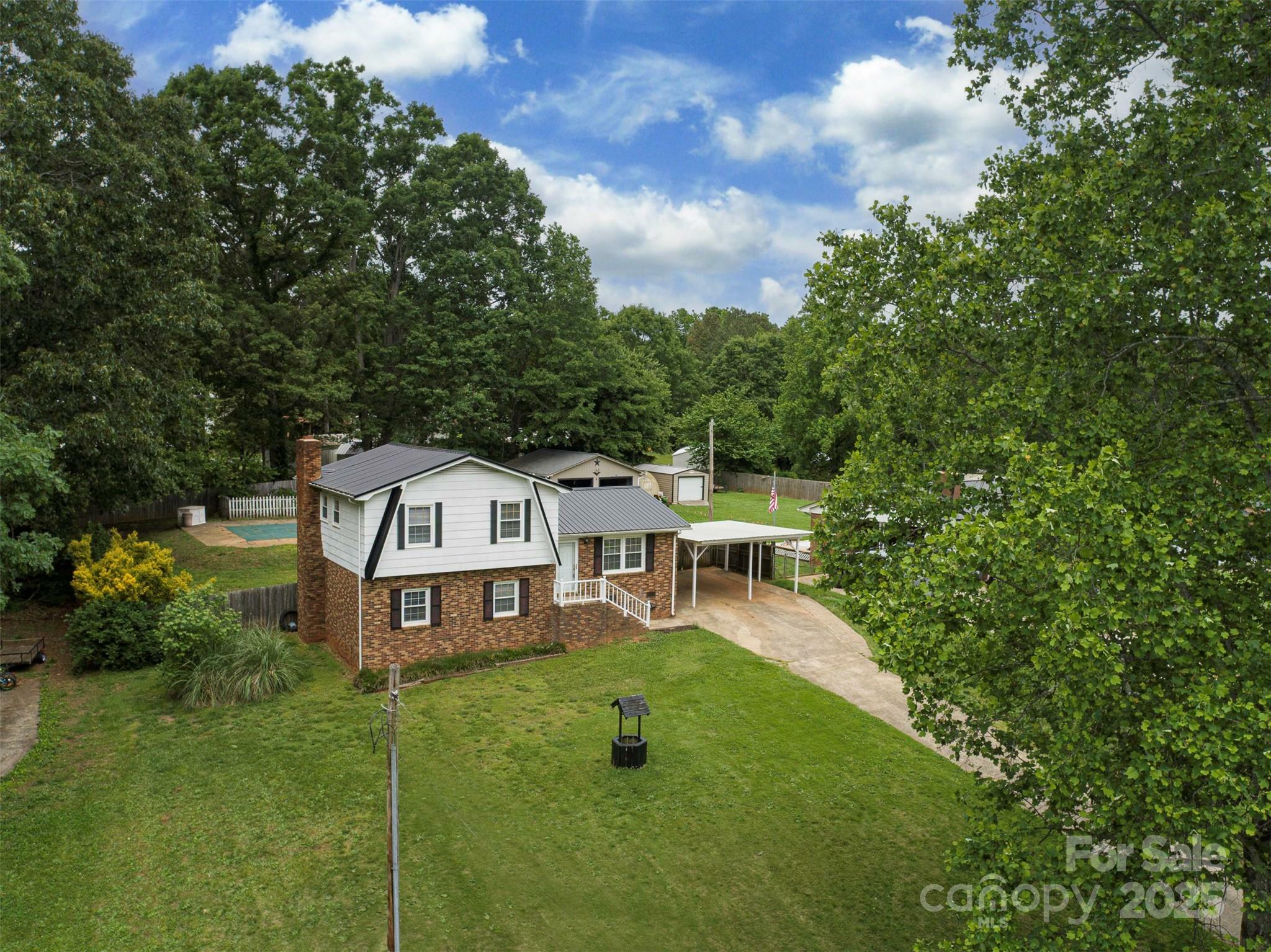 Property Photo: 1040 Spring Drive NC 28052