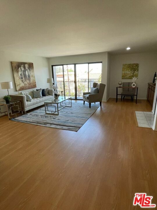 Property Photo:  14804 Magnolia Blvd  CA 91403 