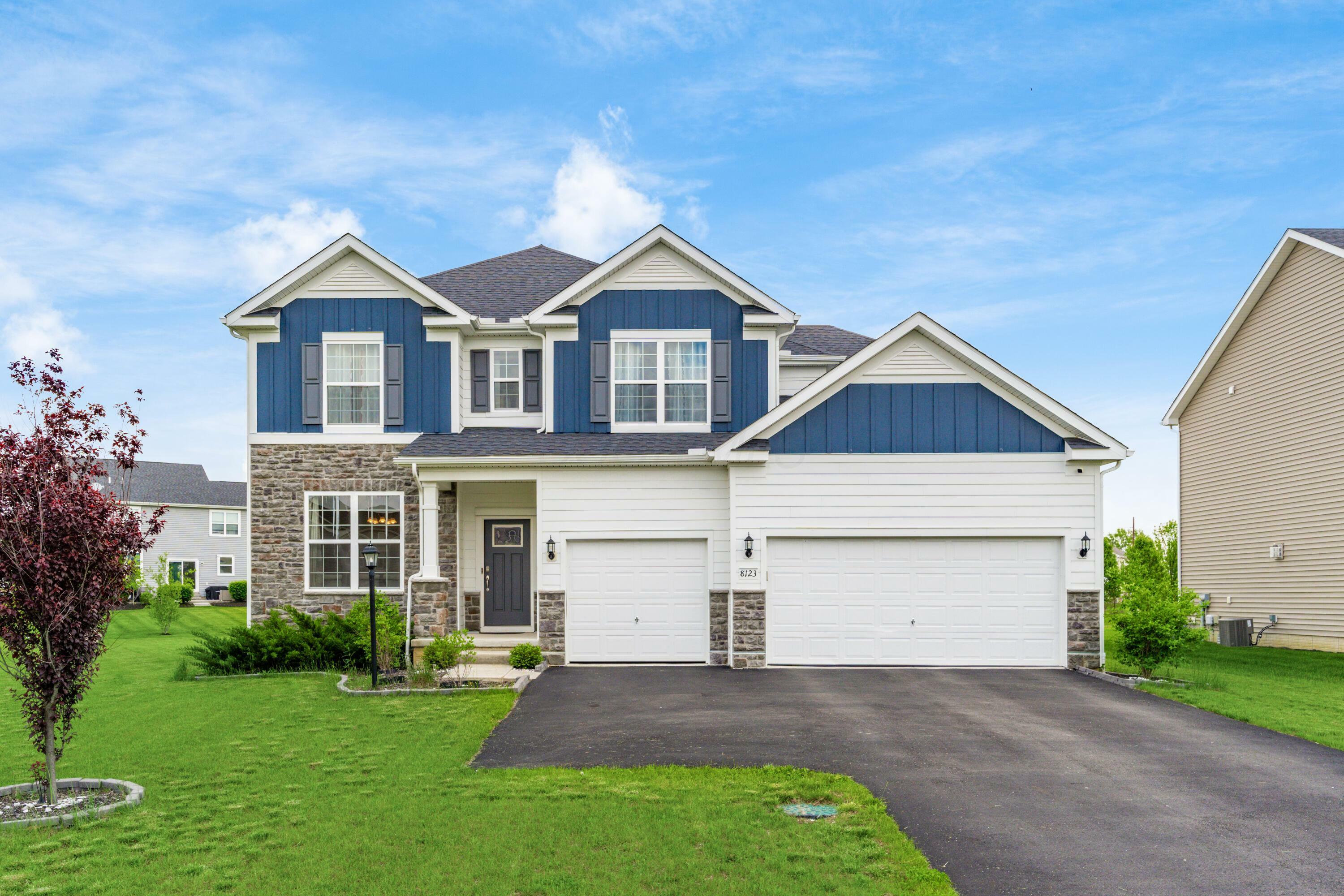 Property Photo: 8123 Comstock NW Terrace OH 43147