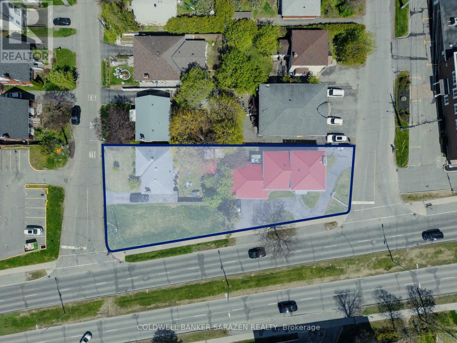 Property Photo: 513 Hartleigh Avenue ON K2B 5J5