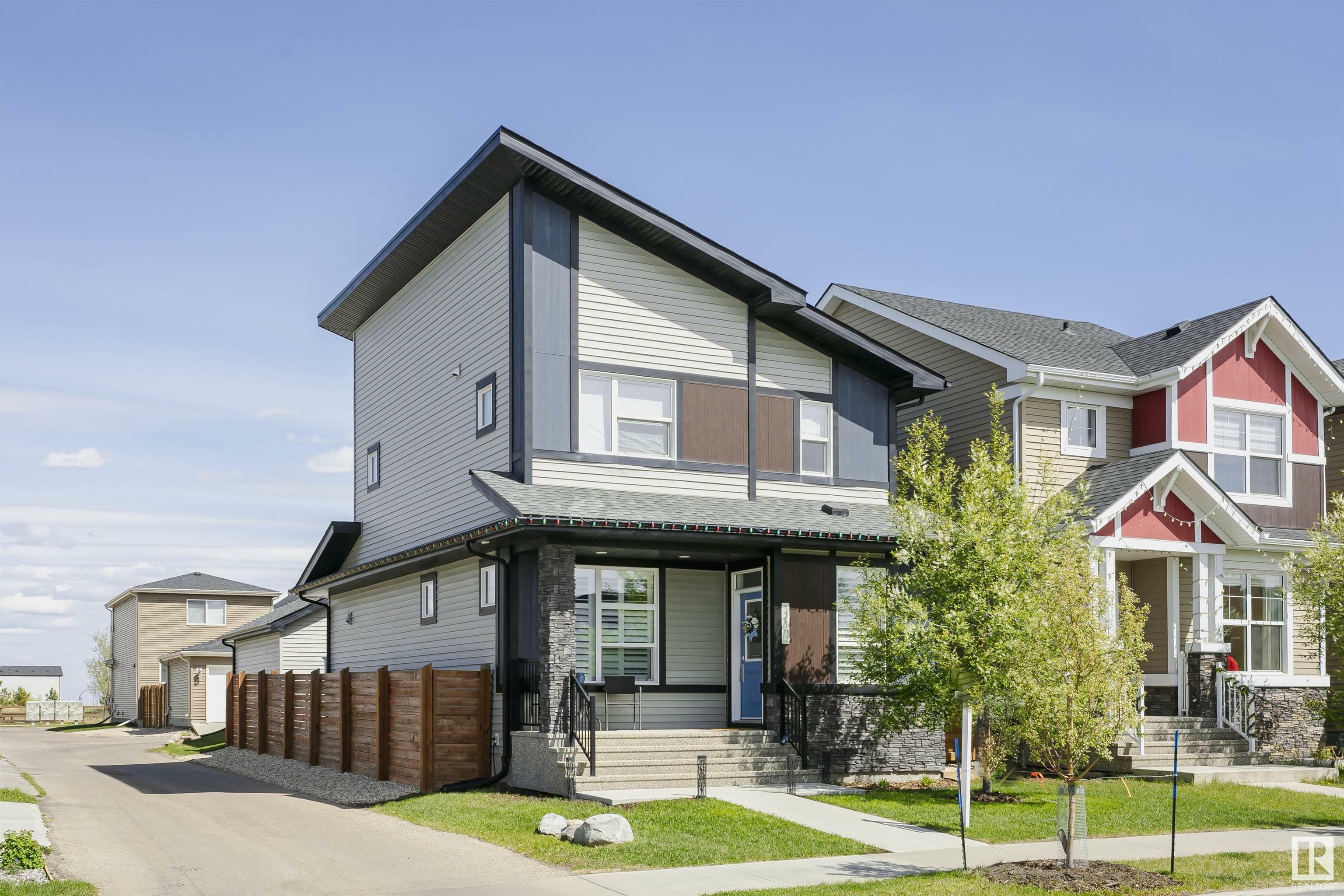 Property Photo: 3730 8 Avenue SW AB T6X 2G6