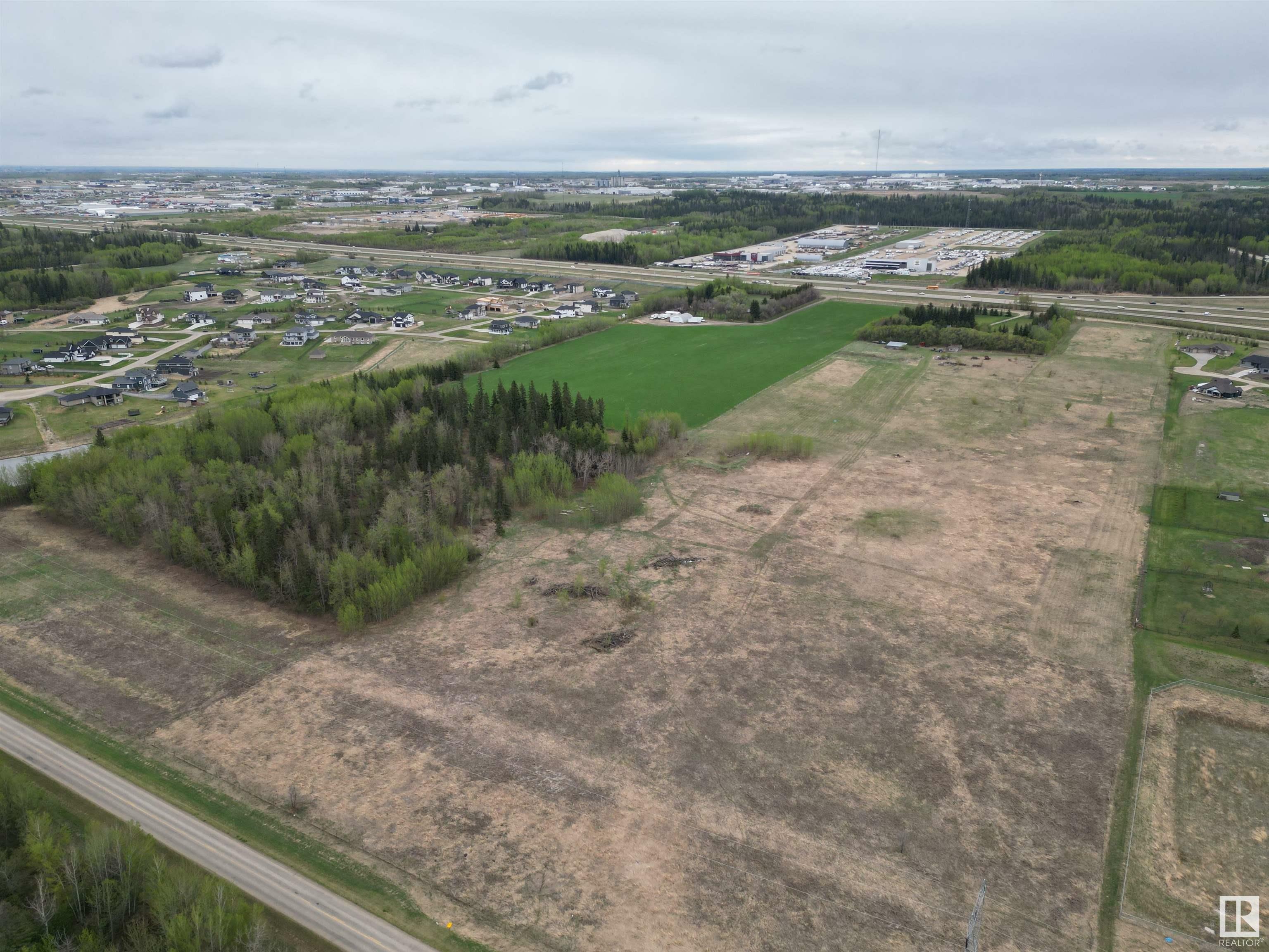 Property Photo: 26422 Hghway 16 AB T7X 0G3