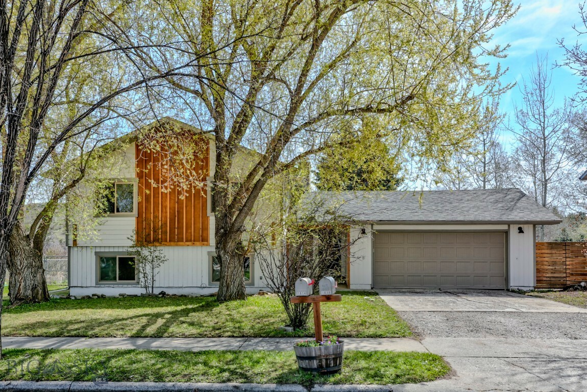 Property Photo: 1814 & 1816 S Rouse 1 &Amp 2 MT 59715