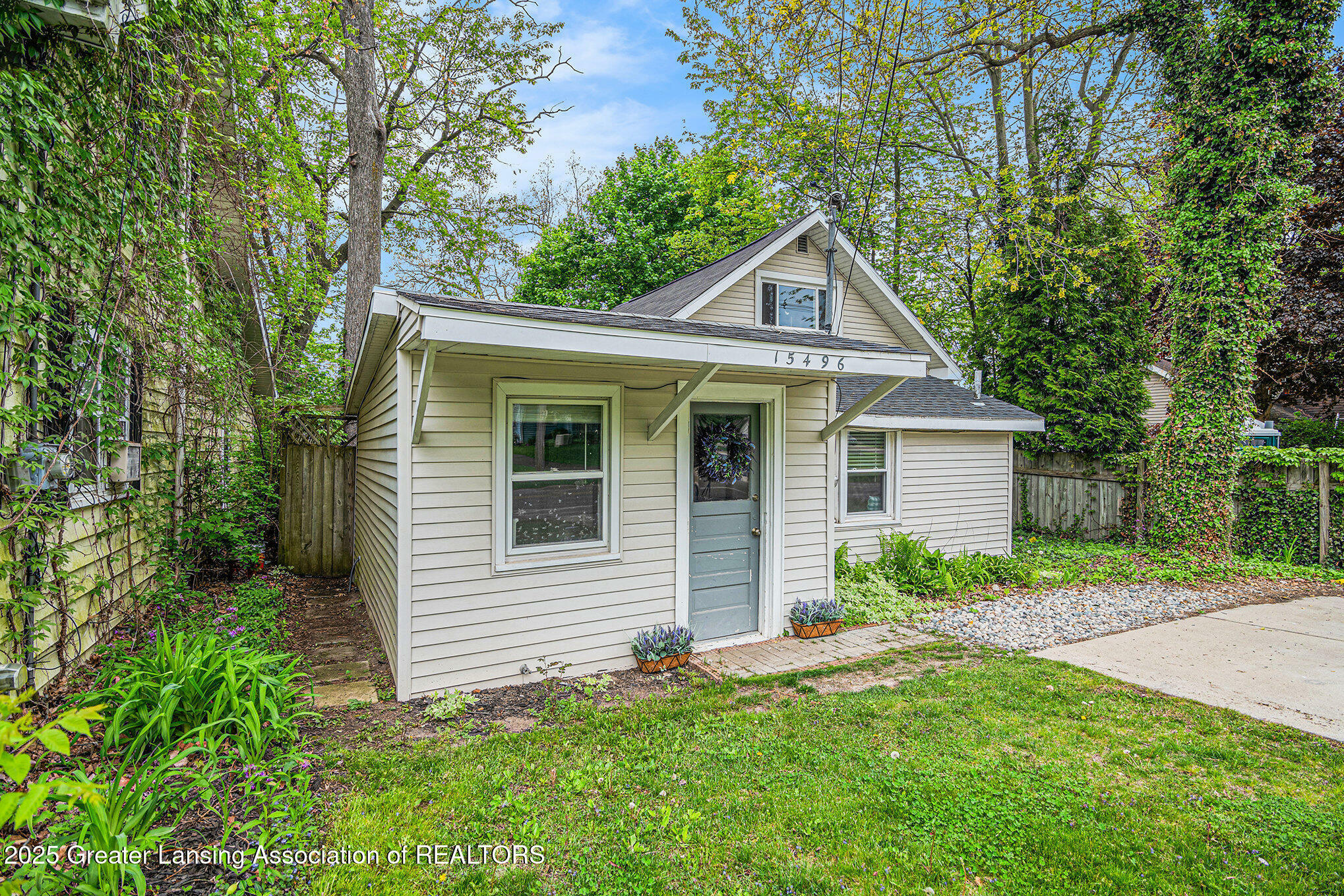 Property Photo: 15496 Park Lake Road MI 48823