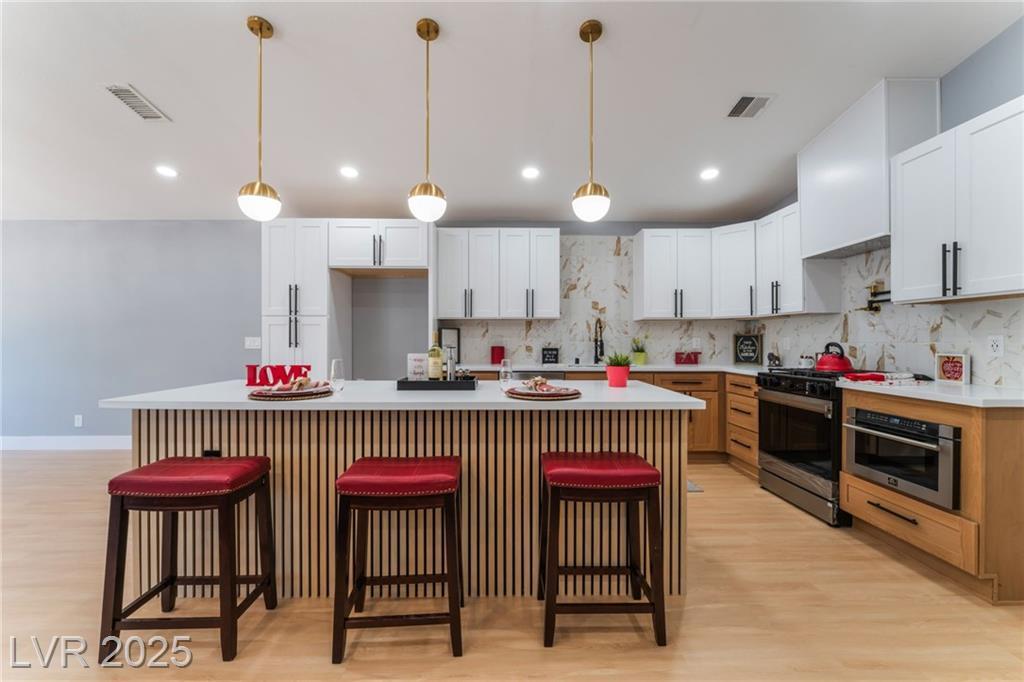 Property Photo: 6324 Eugene Avenue NV 89108