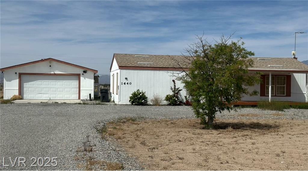 Property Photo: 1640 Fawn Street NV 89048