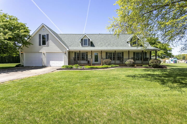 2524 S 350 West  La Porte IN 46350 photo