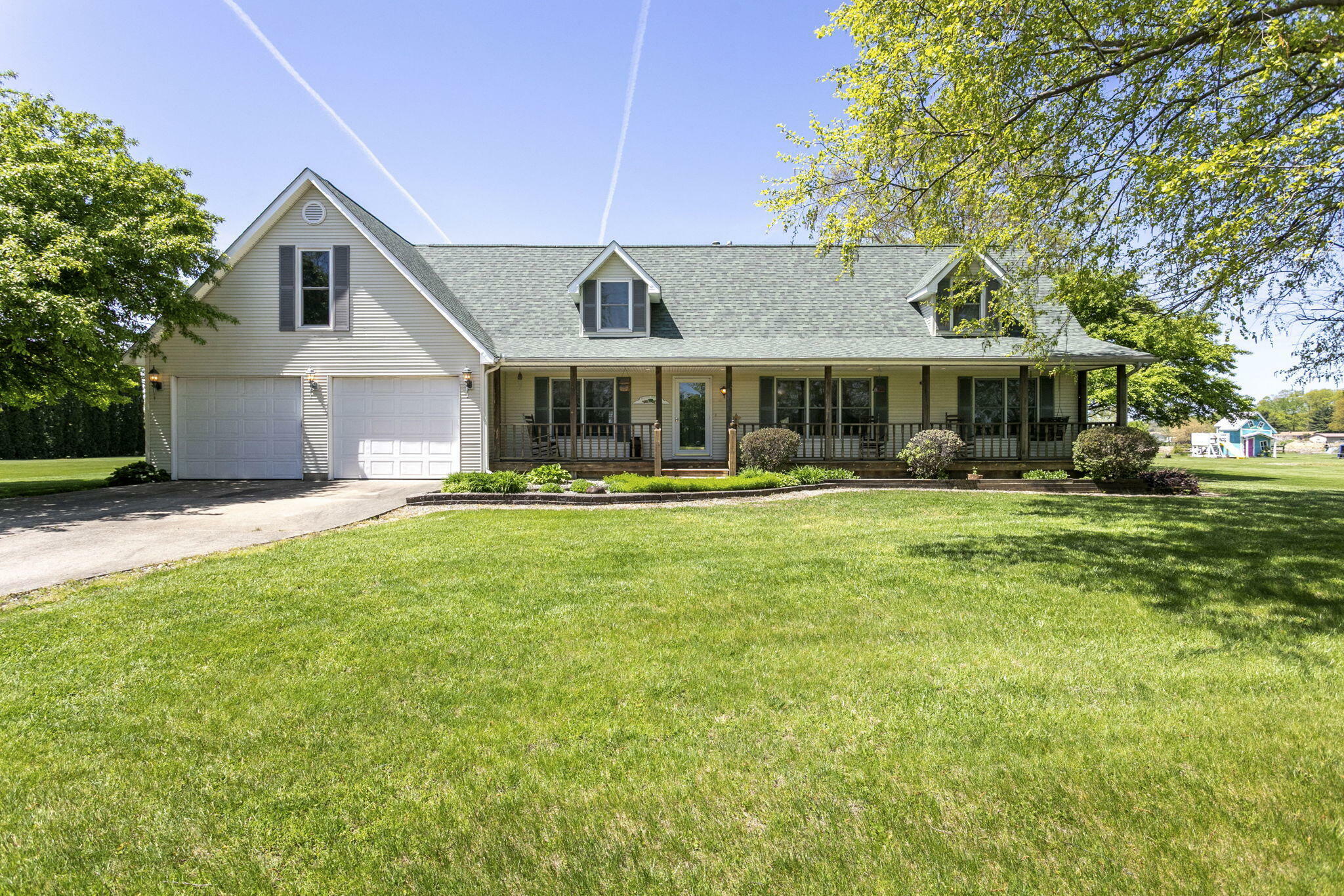 Property Photo: 2524 S 350 West IN 46350