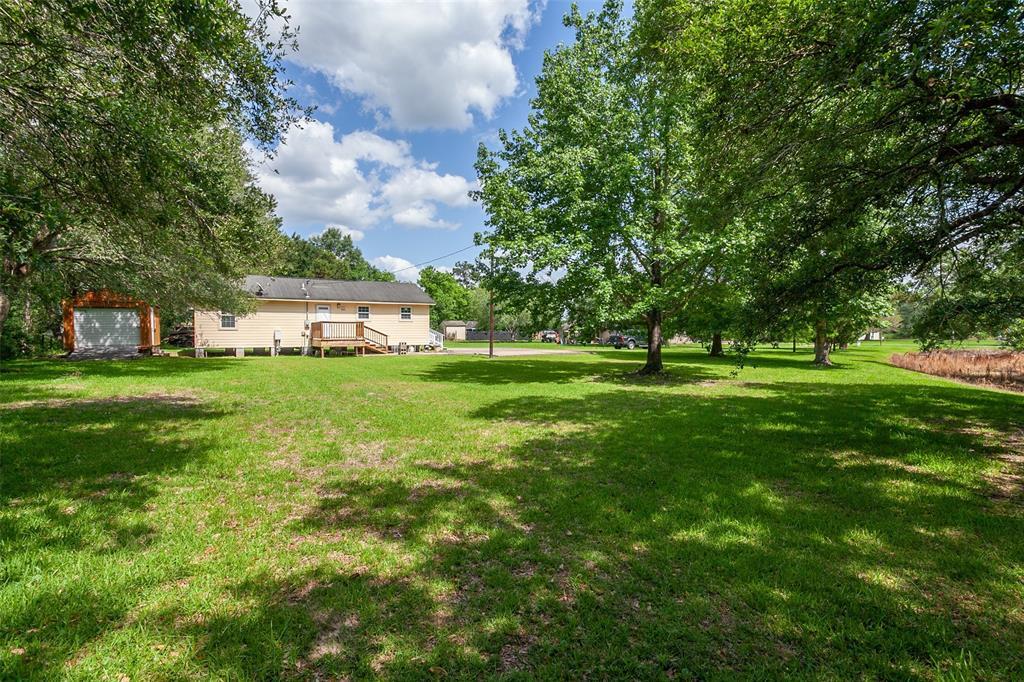 Property Photo: 940 W Buccaneer Drive TX 77665