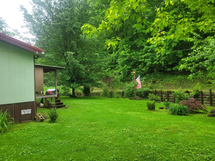 Property Photo: 523 Bullskin Branch Road KY 40972