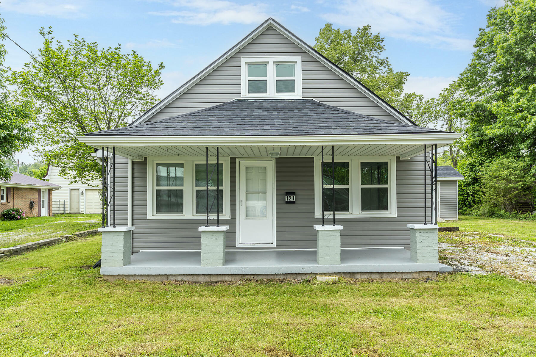 Property Photo: 121 Oak Street KY 40403