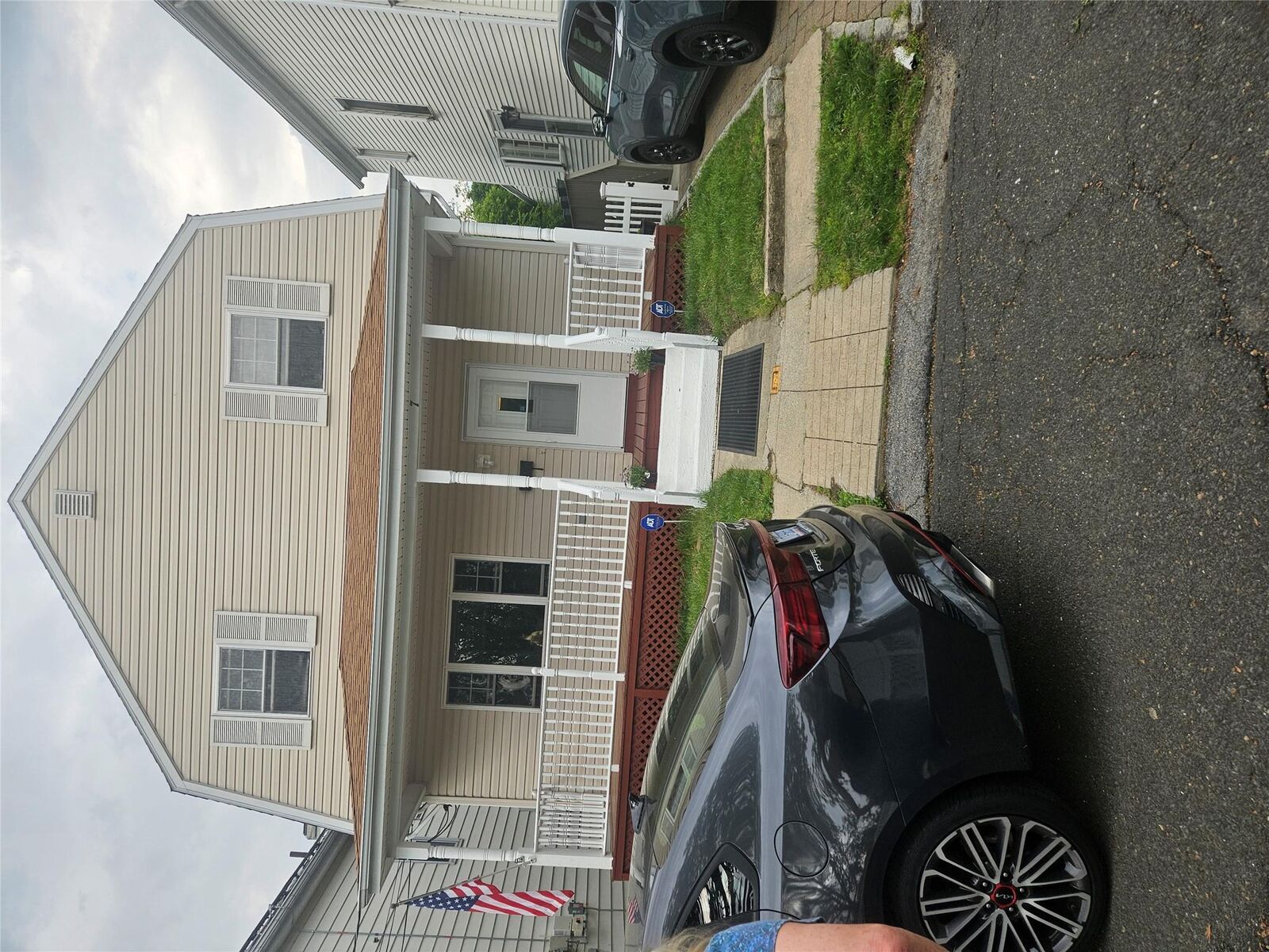 Property Photo:  7 Speedling Place  NY 10703 